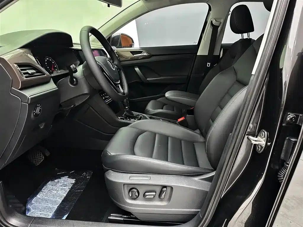 Tharu 2021 280TSI 2WD Luxury Edition PLUS — миниатюра 19