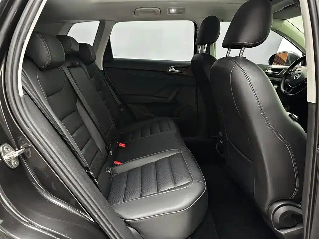 Tharu 2021 280TSI 2WD Luxury Edition PLUS — миниатюра 23