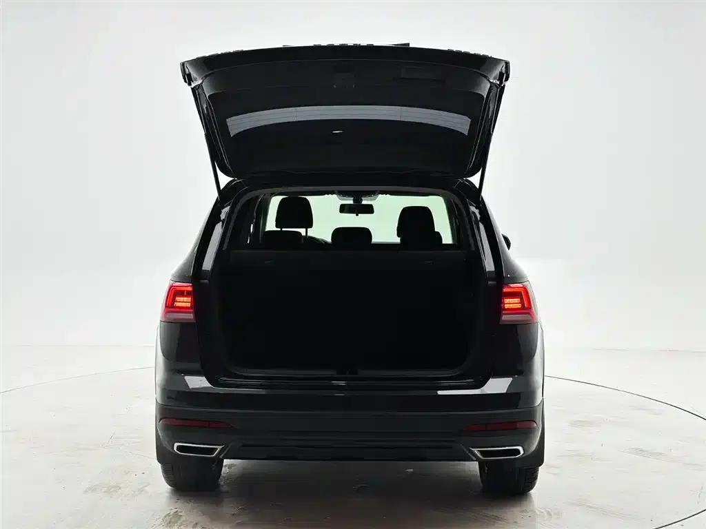 Tharu 2021 280TSI 2WD Luxury Edition PLUS — миниатюра 8