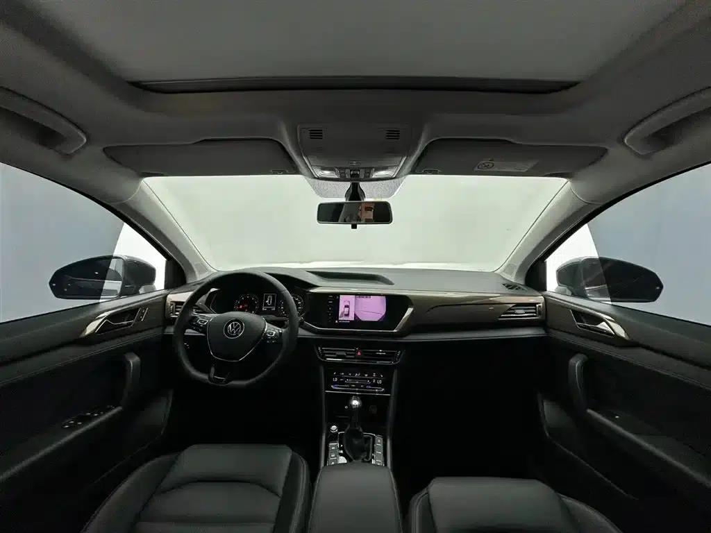 Tharu 2021 280TSI 2WD Luxury Edition PLUS — миниатюра 10