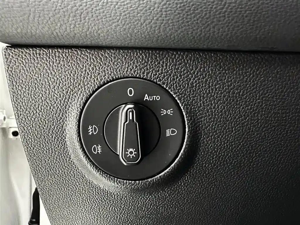 Tharu 2022 280TSI 2WD Luxury Edition — миниатюра 18