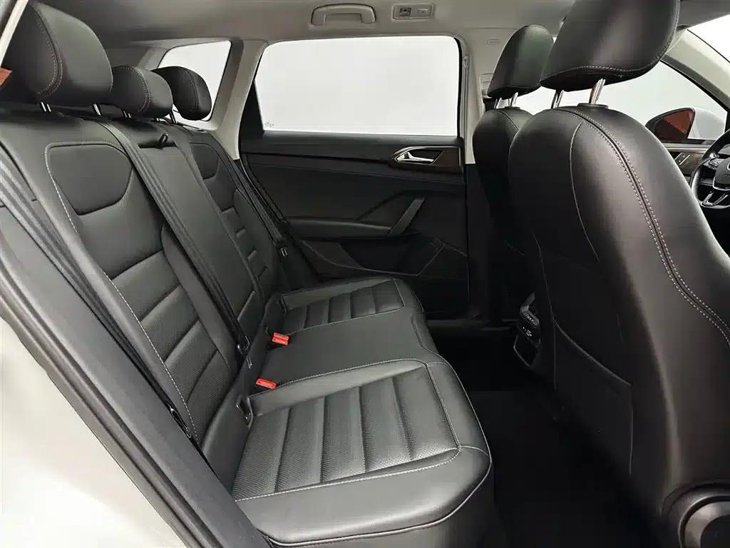 Tharu 2022 280TSI 2WD Luxury Edition — миниатюра 23