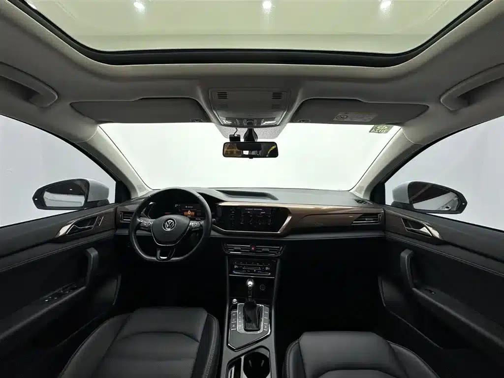Tharu 2022 280TSI 2WD Luxury Edition — миниатюра 10