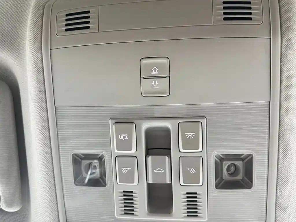 Tharu 2021 280TSI 2WD Comfort Edition — миниатюра 18