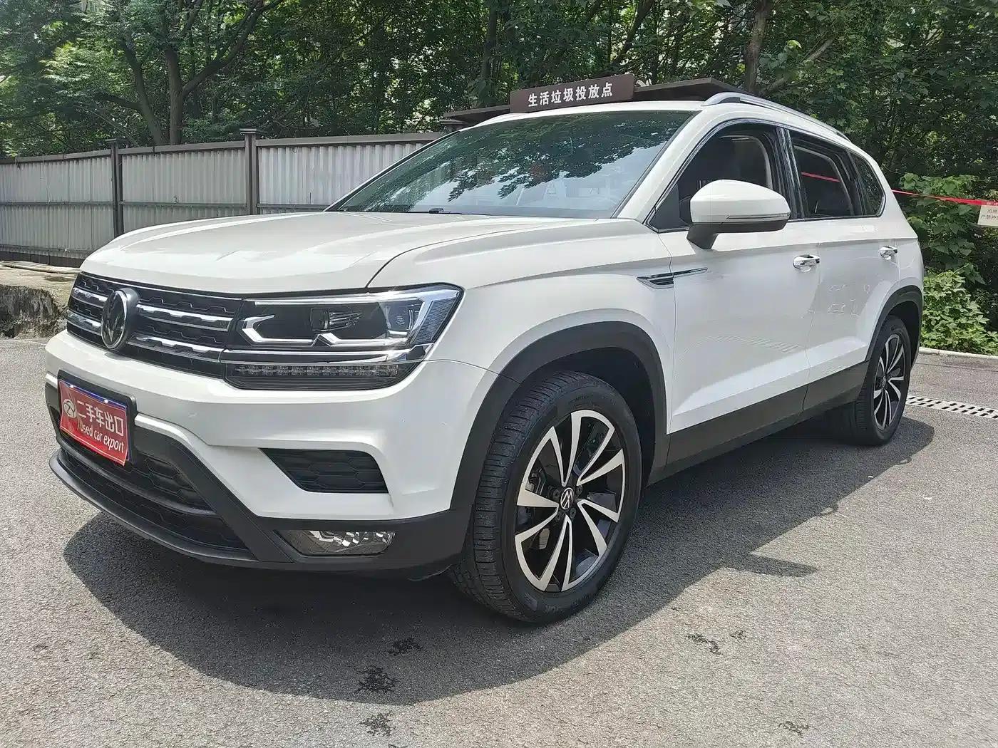 Tharu 2022 280TSI 2WD Luxury Edition — миниатюра 1