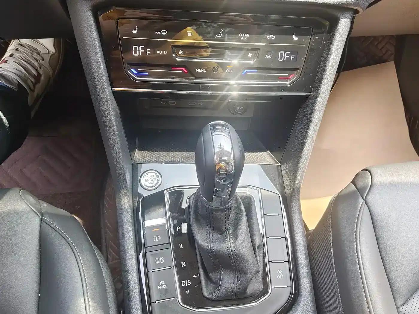 Tharu 2022 280TSI 2WD Luxury Edition — миниатюра 12
