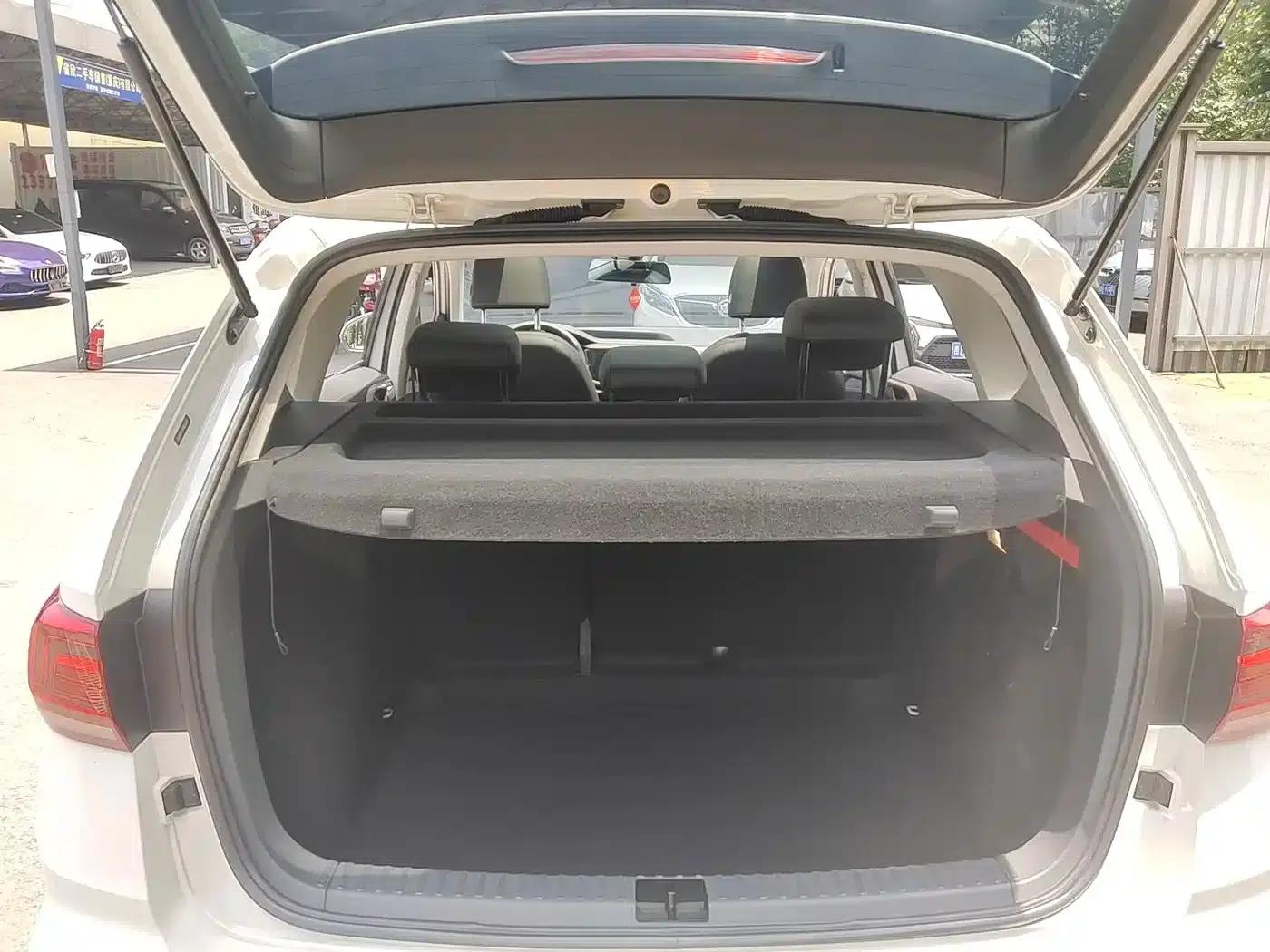 Tharu 2022 280TSI 2WD Luxury Edition — миниатюра 15