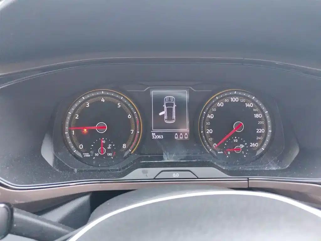 Tharu 2021 280TSI 2WD Luxury Edition PLUS — миниатюра 8