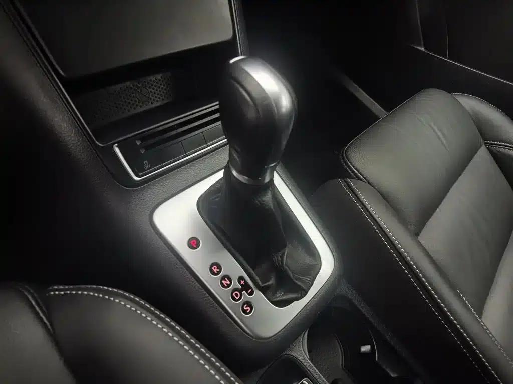 2016 Volkswagen Tiguan 300TSI Automatic 2WD Comfort Edition — миниатюра 13