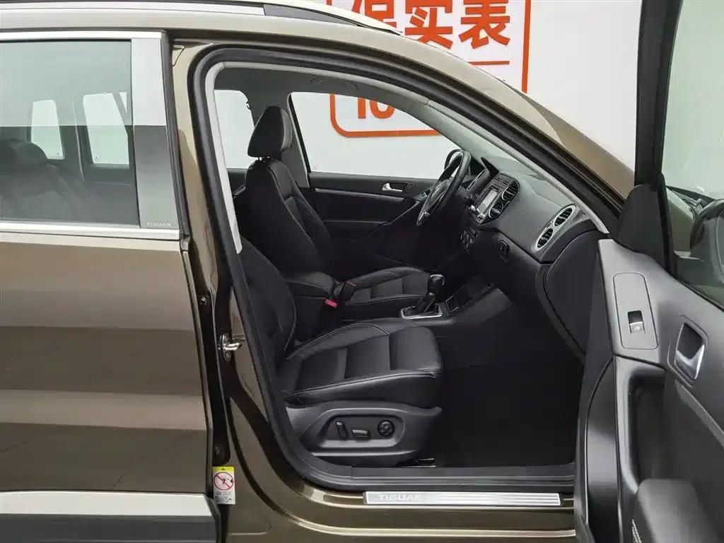2016 Volkswagen Tiguan 300TSI Automatic 2WD Comfort Edition — миниатюра 23