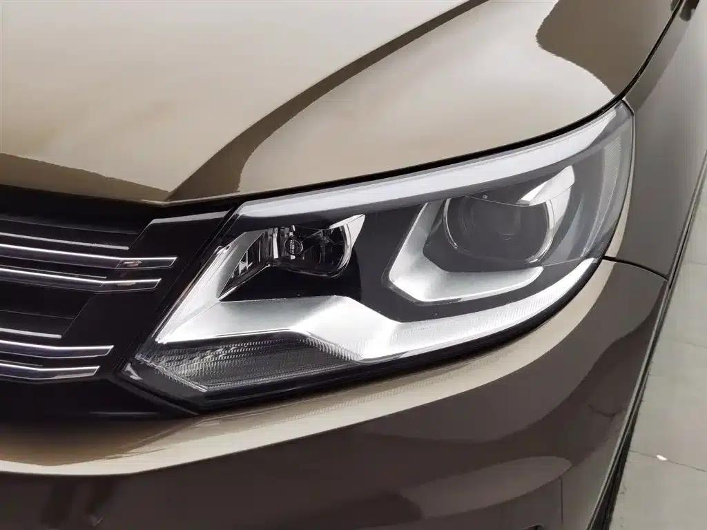 2016 Volkswagen Tiguan 300TSI Automatic 2WD Comfort Edition — миниатюра 7