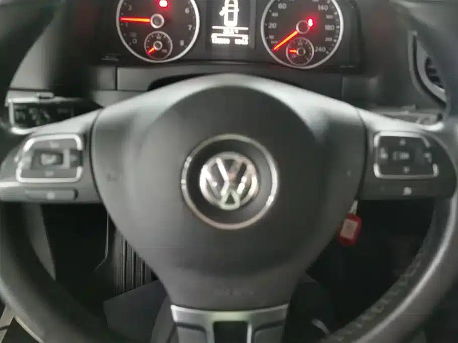 Tiguan 2016 280TSI Automatic 2WD Silk Road Comfort Edition — миниатюра 14
