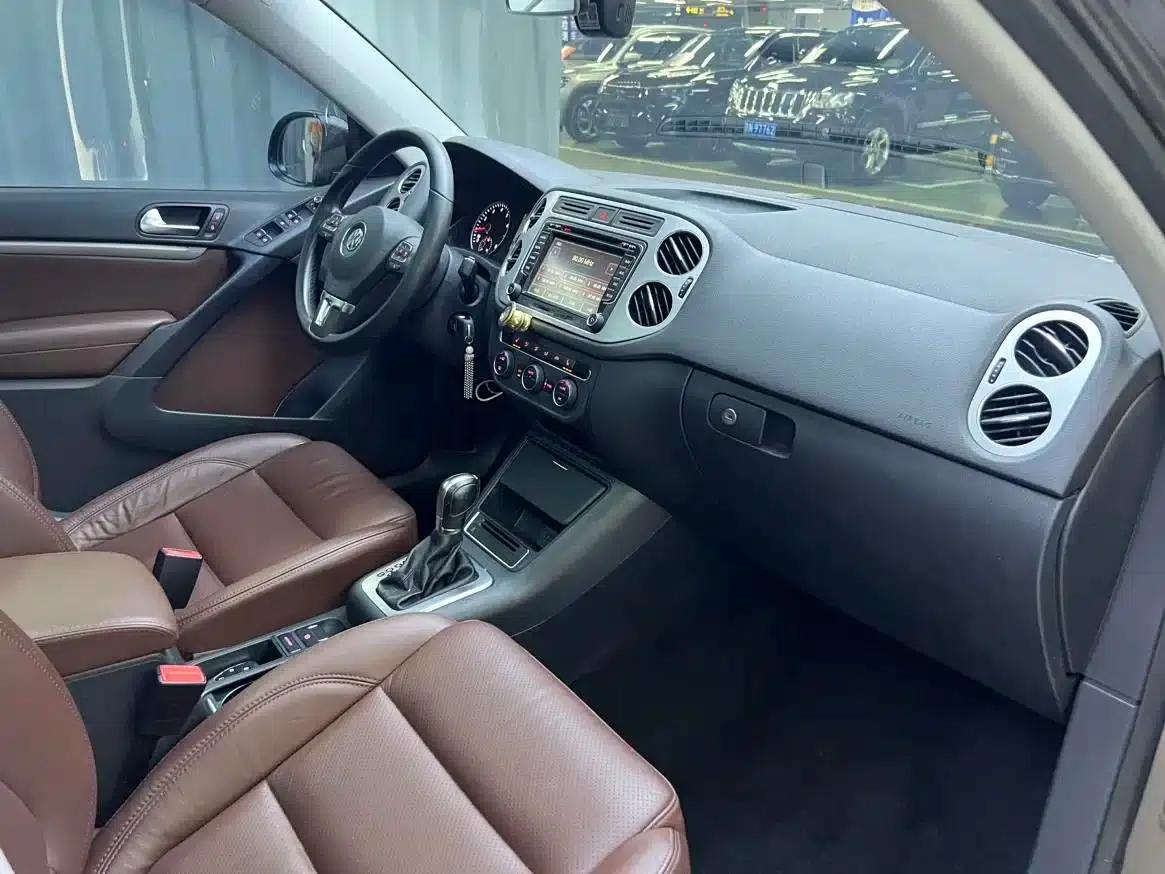 Tiguan 2013 1.8TSI Automatic 4WD Luxury — миниатюра 11