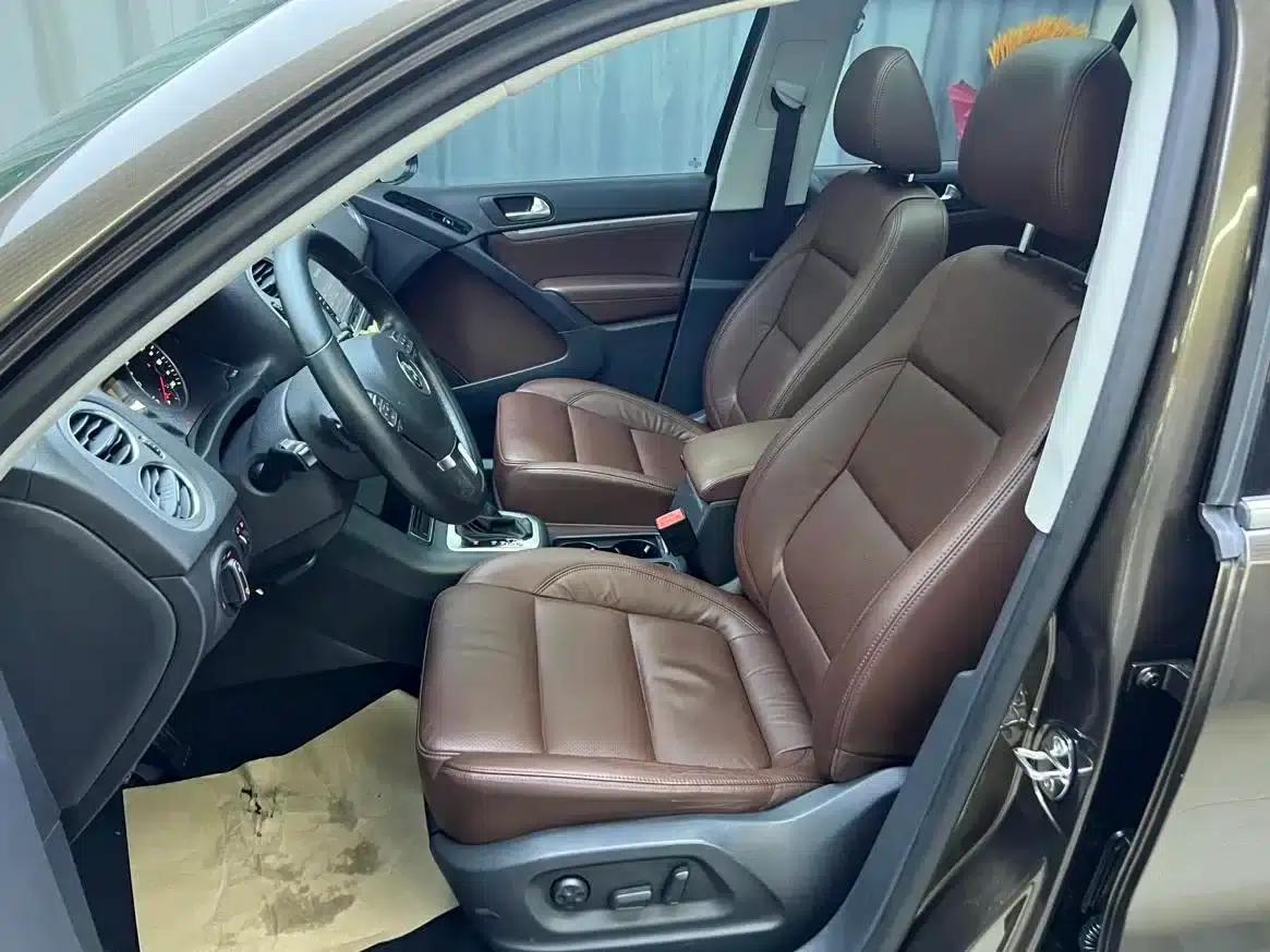 Tiguan 2013 1.8TSI Automatic 4WD Luxury — миниатюра 16