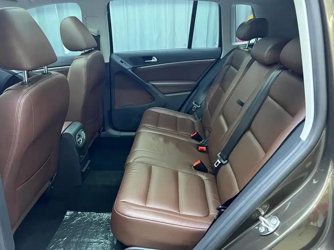 Tiguan 2013 1.8TSI Automatic 4WD Luxury — миниатюра 17