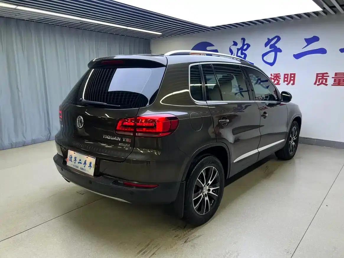 Tiguan 2013 1.8TSI Automatic 4WD Luxury — миниатюра 18