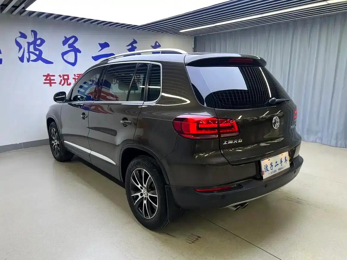 Tiguan 2013 1.8TSI Automatic 4WD Luxury — миниатюра 20