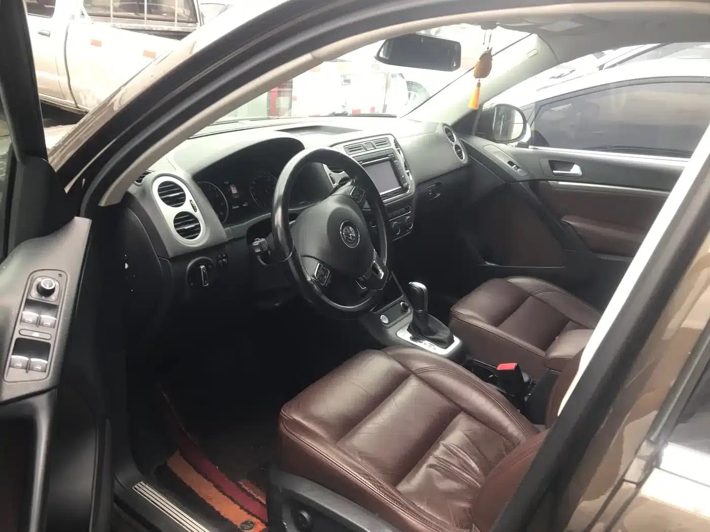 2015 Volkswagen Tiguan 1.8TSI Automatic 4WD Luxury — миниатюра 7