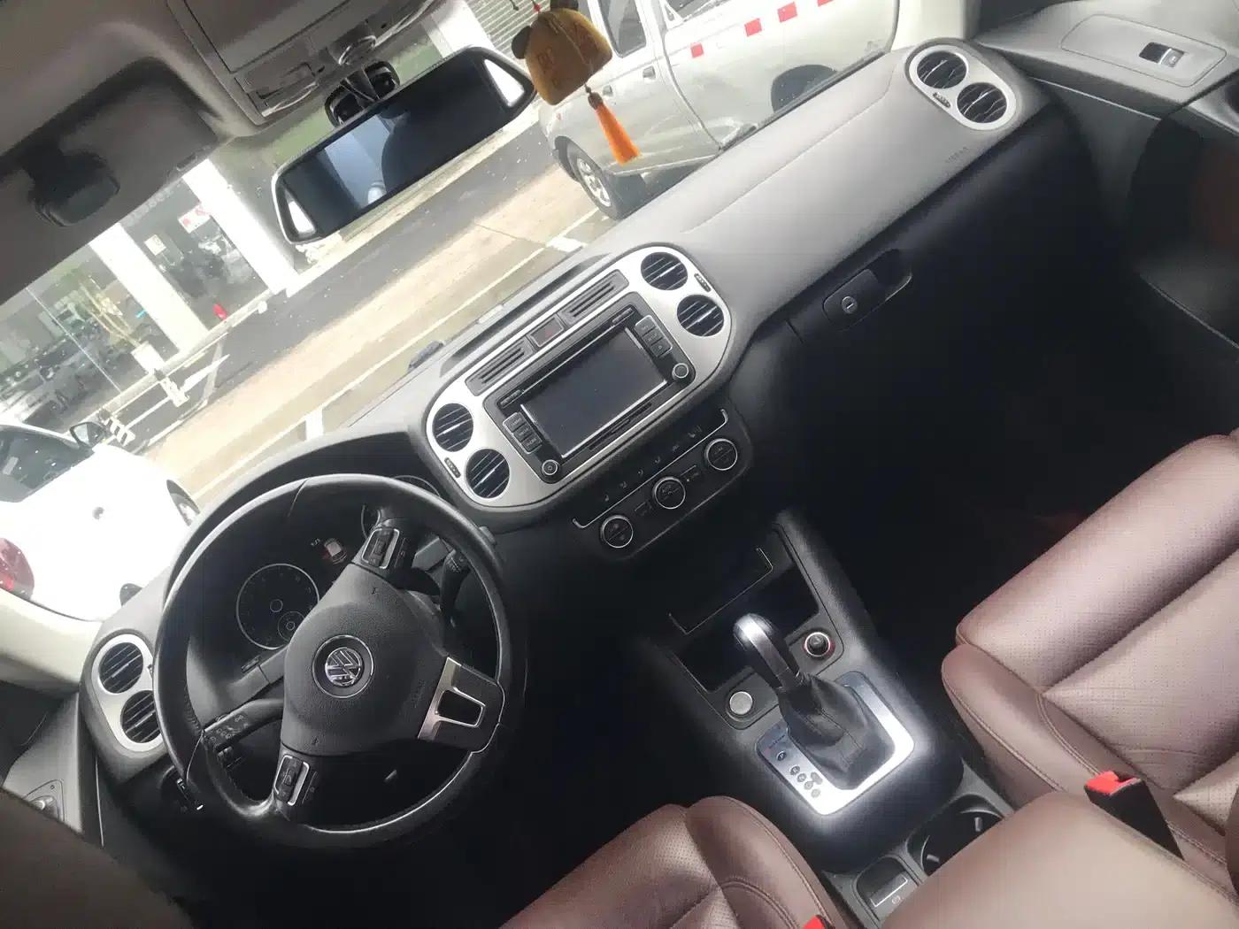 2015 Volkswagen Tiguan 1.8TSI Automatic 4WD Luxury — миниатюра 9