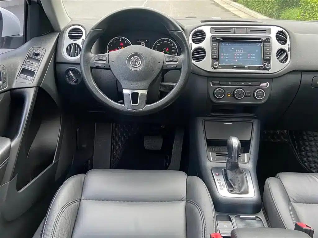 2015 Volkswagen Tiguan 1.8TSI Automatic 2WD Comfort Edition — миниатюра 4