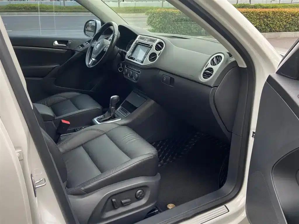 2015 Volkswagen Tiguan 1.8TSI Automatic 2WD Comfort Edition — миниатюра 8