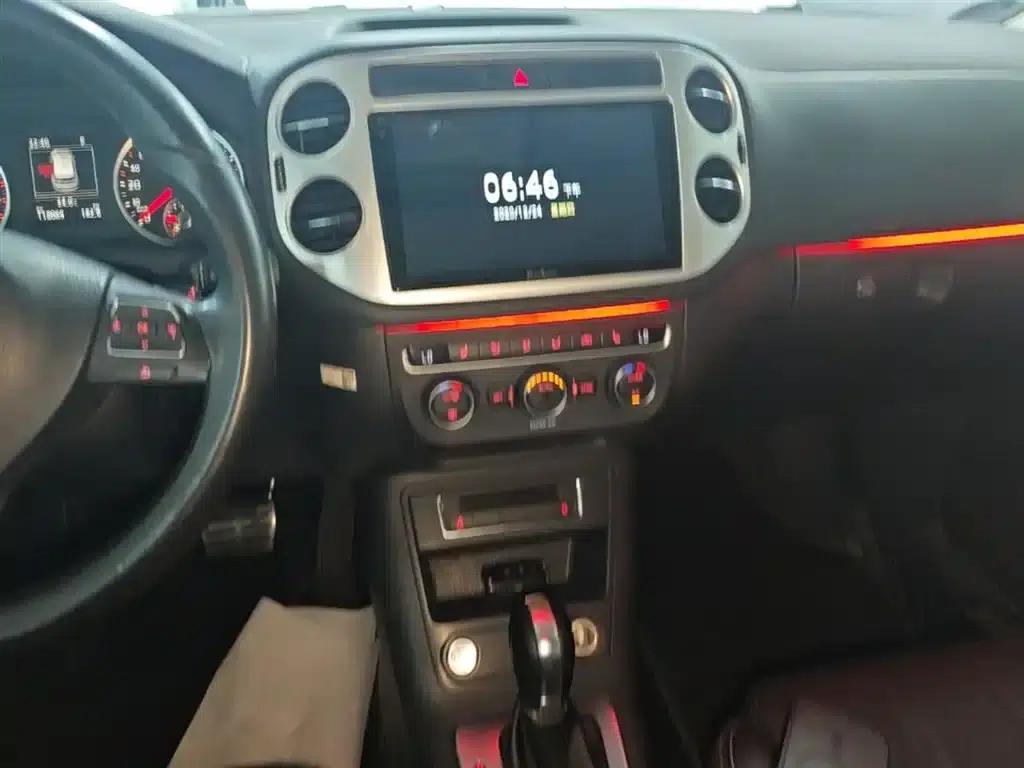 Tiguan 2015 1.8TSI Automatic 2WD Luxury — миниатюра 13