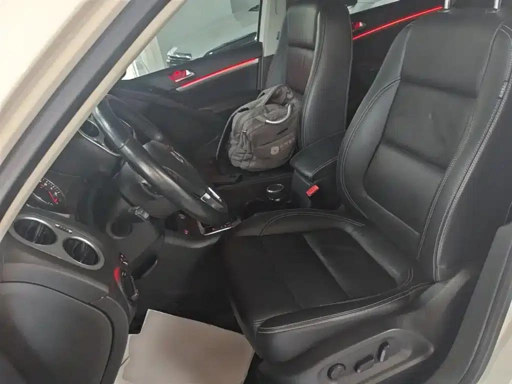 Tiguan 2015 1.8TSI Automatic 2WD Luxury — миниатюра 15