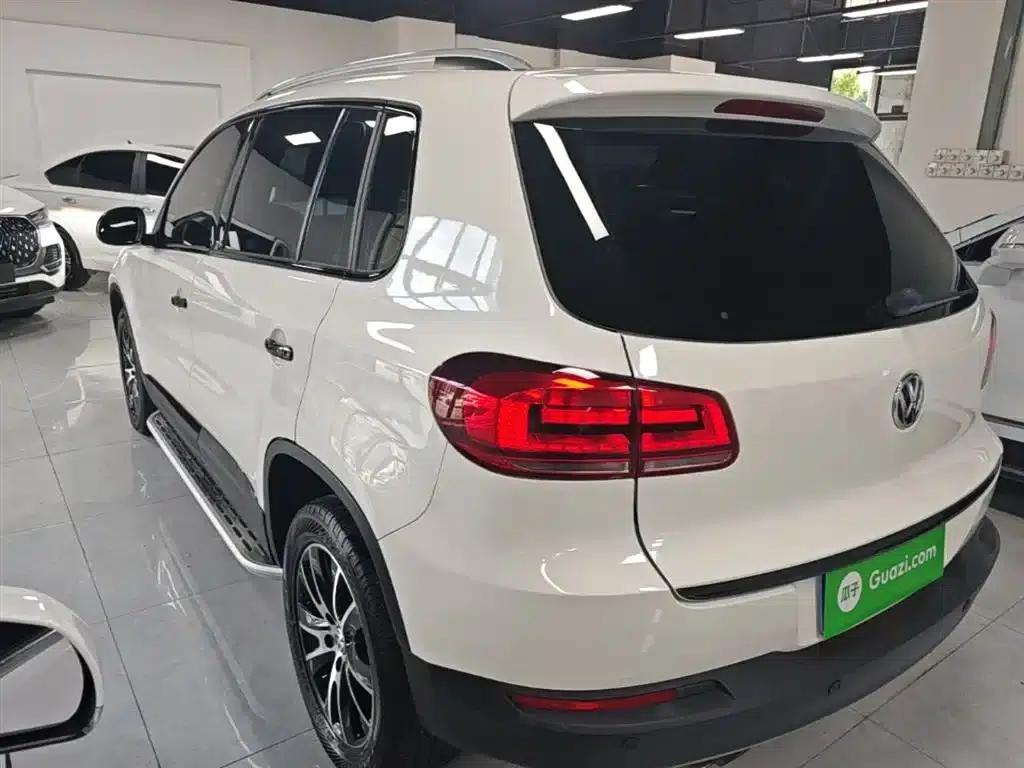 Tiguan 2015 1.8TSI Automatic 2WD Luxury — миниатюра 5