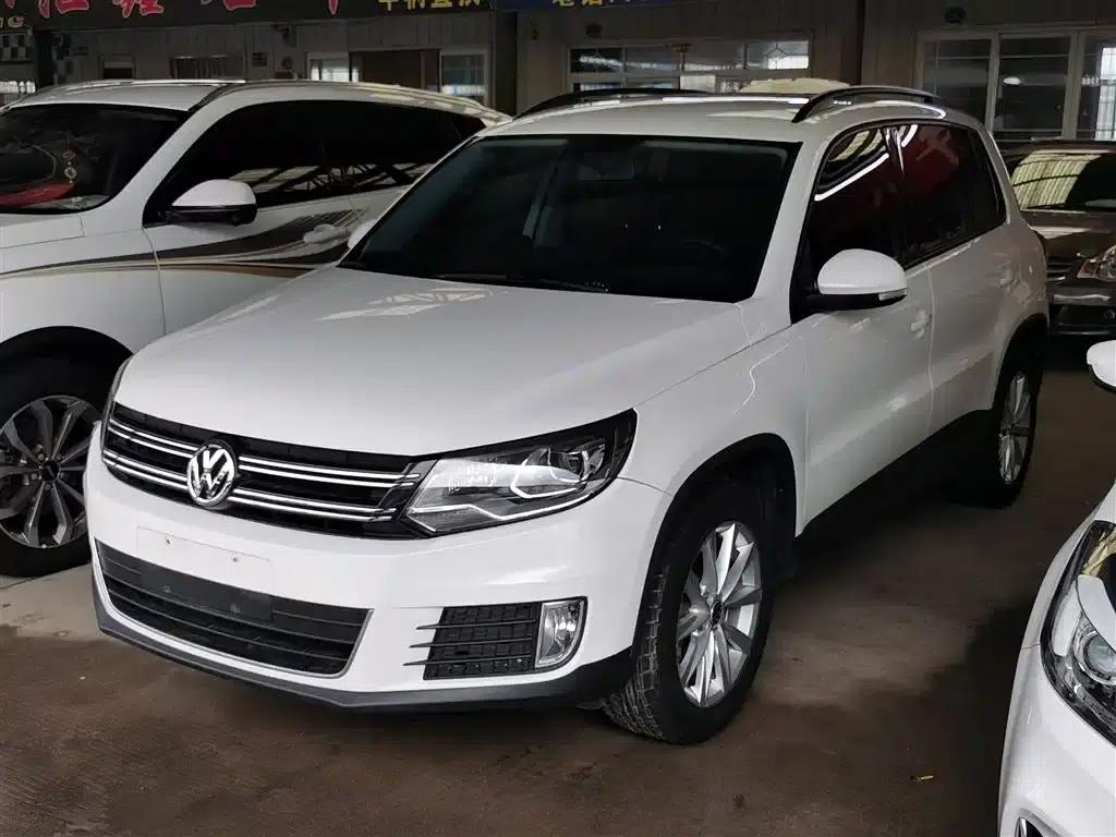 2015 Volkswagen Tiguan 1.8TSI Automatic 2WD Comfort Edition — миниатюра 1