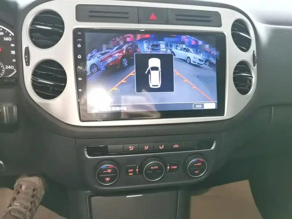 2015 Volkswagen Tiguan 1.8TSI Automatic 2WD Comfort Edition — миниатюра 13