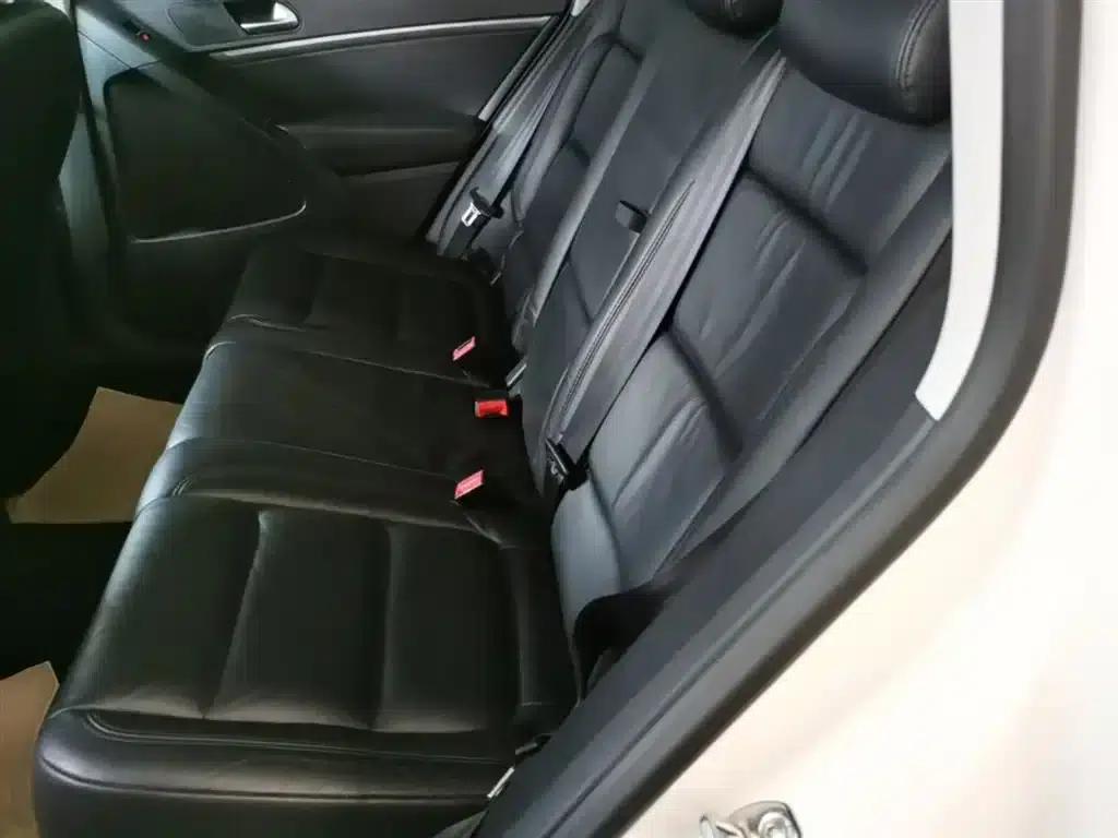 2015 Volkswagen Tiguan 1.8TSI Automatic 2WD Comfort Edition — миниатюра 17