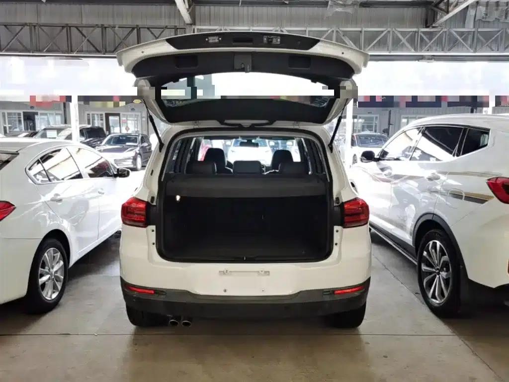 2015 Volkswagen Tiguan 1.8TSI Automatic 2WD Comfort Edition — миниатюра 19