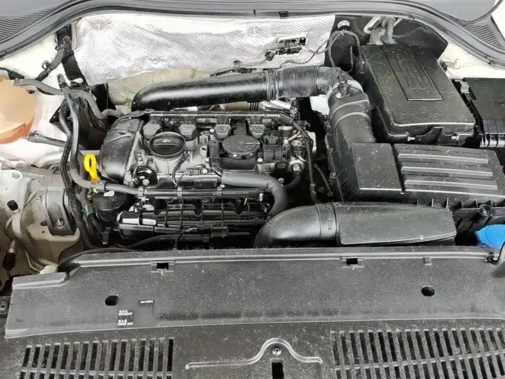 2015 Volkswagen Tiguan 1.8TSI Automatic 2WD Comfort Edition — миниатюра 20