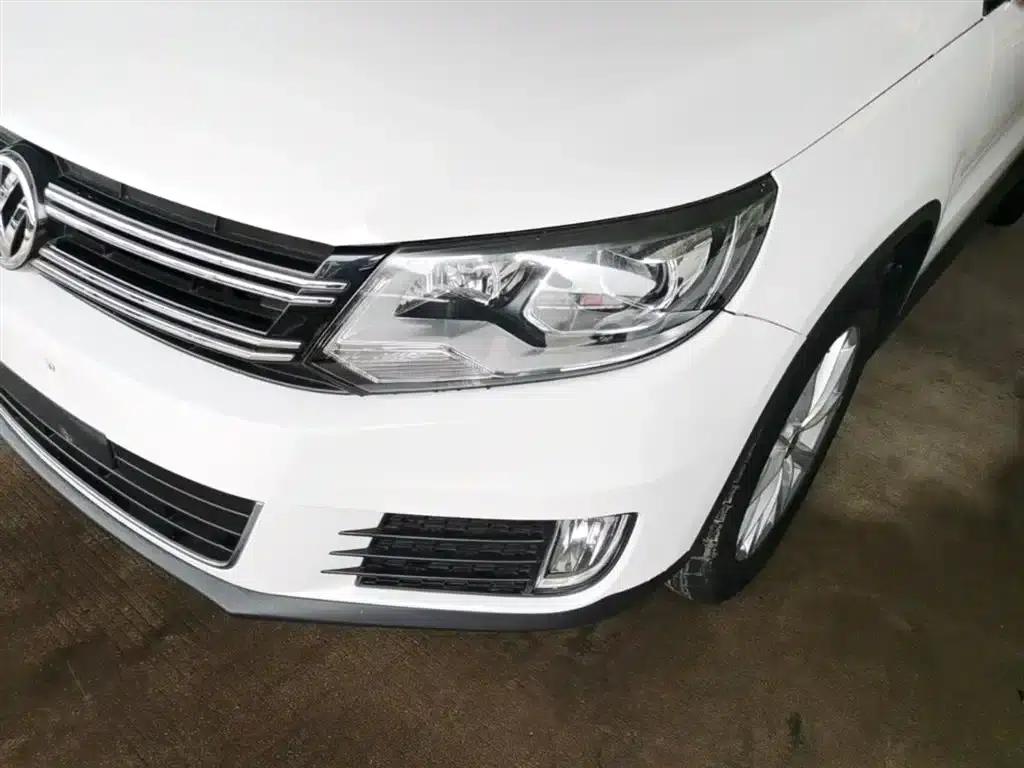 2015 Volkswagen Tiguan 1.8TSI Automatic 2WD Comfort Edition — миниатюра 24