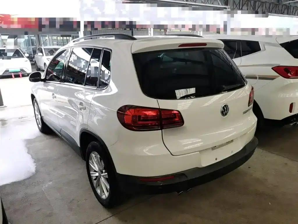 2015 Volkswagen Tiguan 1.8TSI Automatic 2WD Comfort Edition — миниатюра 5
