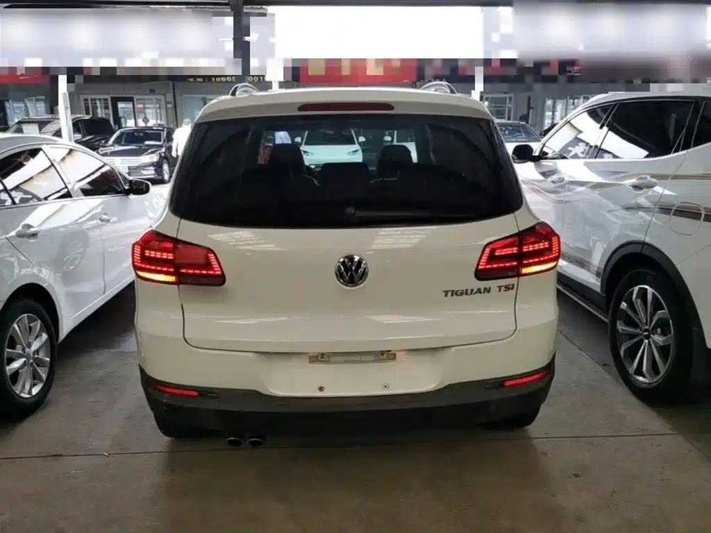 2015 Volkswagen Tiguan 1.8TSI Automatic 2WD Comfort Edition — миниатюра 6