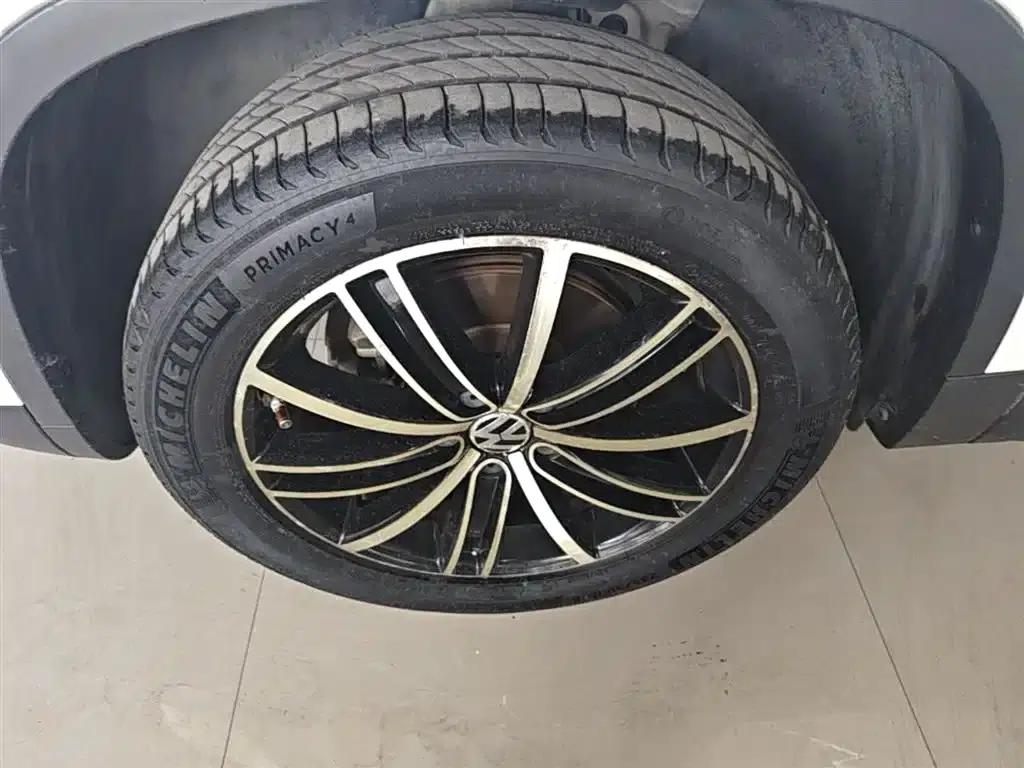 Tiguan 2015 1.8TSI Automatic 2WD Luxury — миниатюра 23