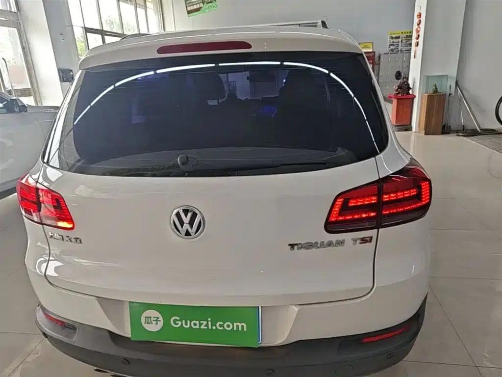 Tiguan 2015 1.8TSI Automatic 2WD Luxury — миниатюра 6
