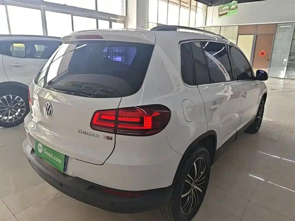 Tiguan 2015 1.8TSI Automatic 2WD Luxury — миниатюра 7