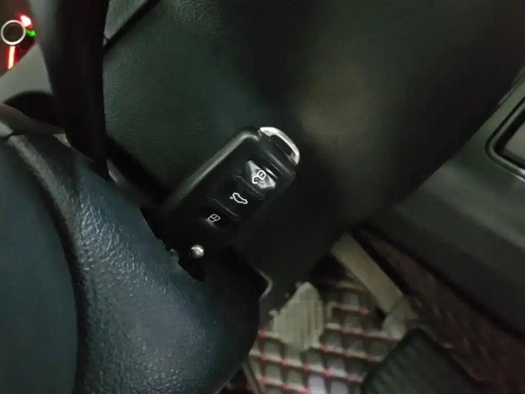 Tiguan 2016 280TSI Automatic 2WD Silk Road Comfort Edition — миниатюра 9