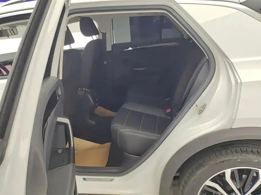 T-ROC 2021 280TSI DSG 2WD Comfort Intelligent Connectivity 30th Anniversary Edition — миниатюра 11