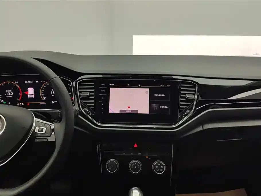 T-ROC 2021 280TSI DSG 2WD Comfort Intelligent Connectivity 30th Anniversary Edition — миниатюра 13