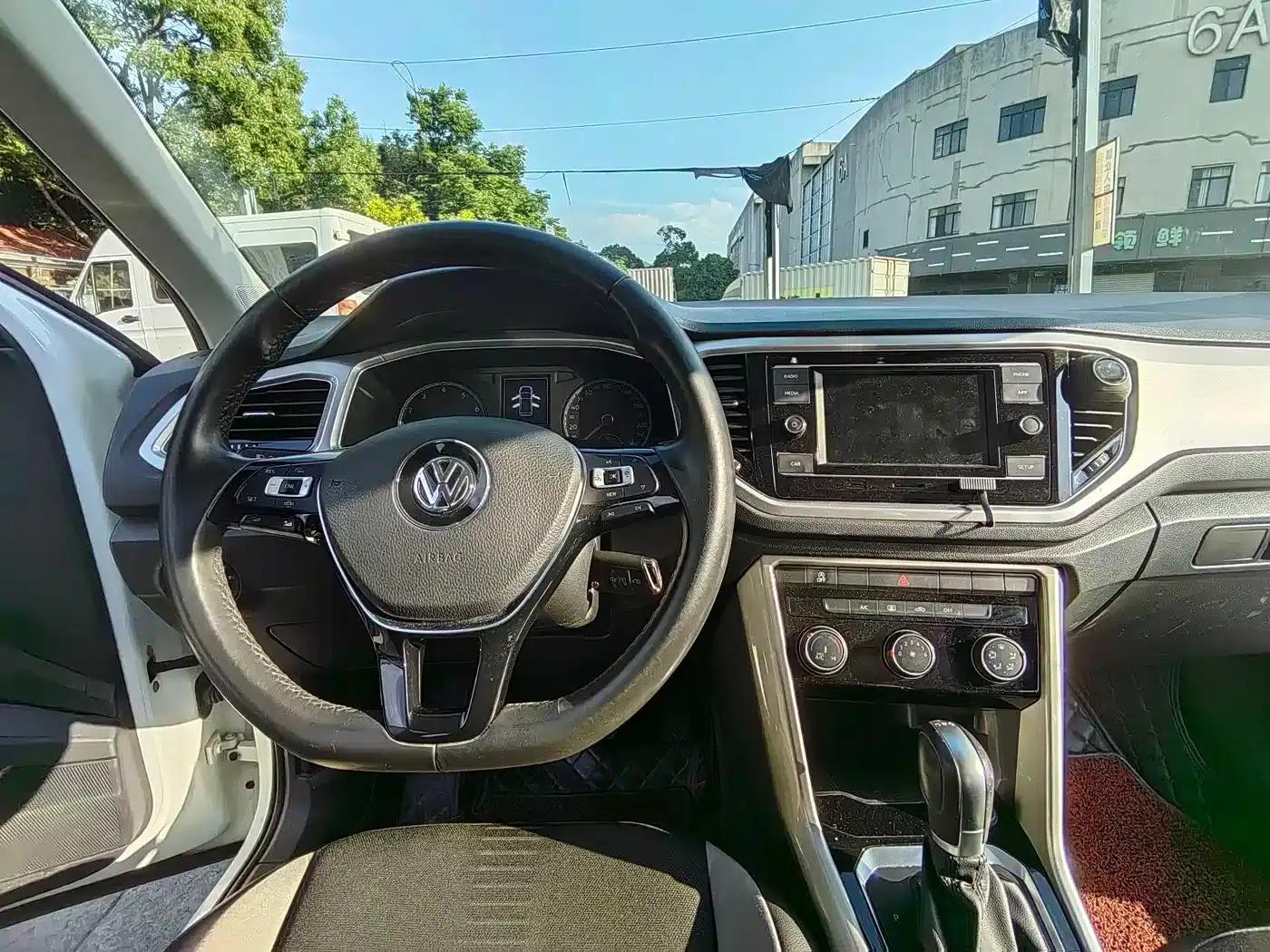 T-ROC 2020 Model 230TSI DSG 2WD Entry-Level — миниатюра 6