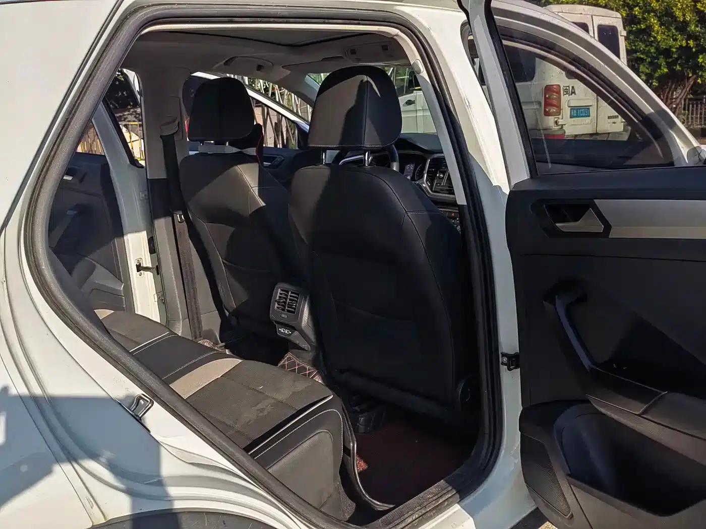 T-ROC 2020 Model 230TSI DSG 2WD Entry-Level — миниатюра 9