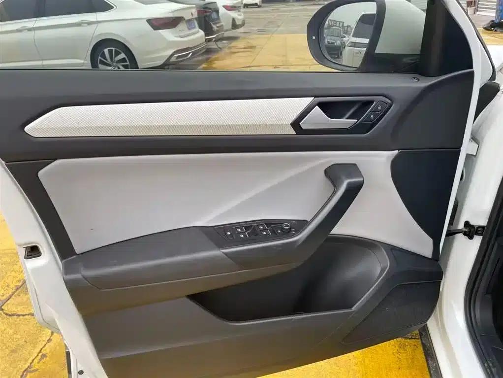 2023 T-ROC 280TSI DSG 2WD Time Edition — миниатюра 8
