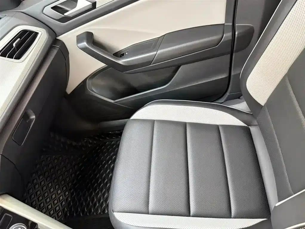 2023 T-ROC 280TSI DSG 2WD Time Edition — миниатюра 13