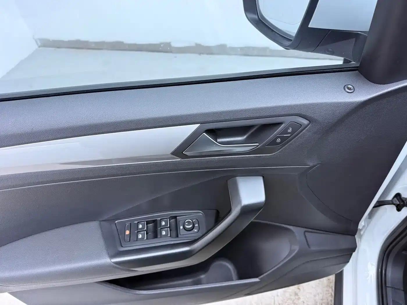 T-ROC 2021 Facelift 280TSI DSG 2WD Elite Intelligent Edition — миниатюра 4