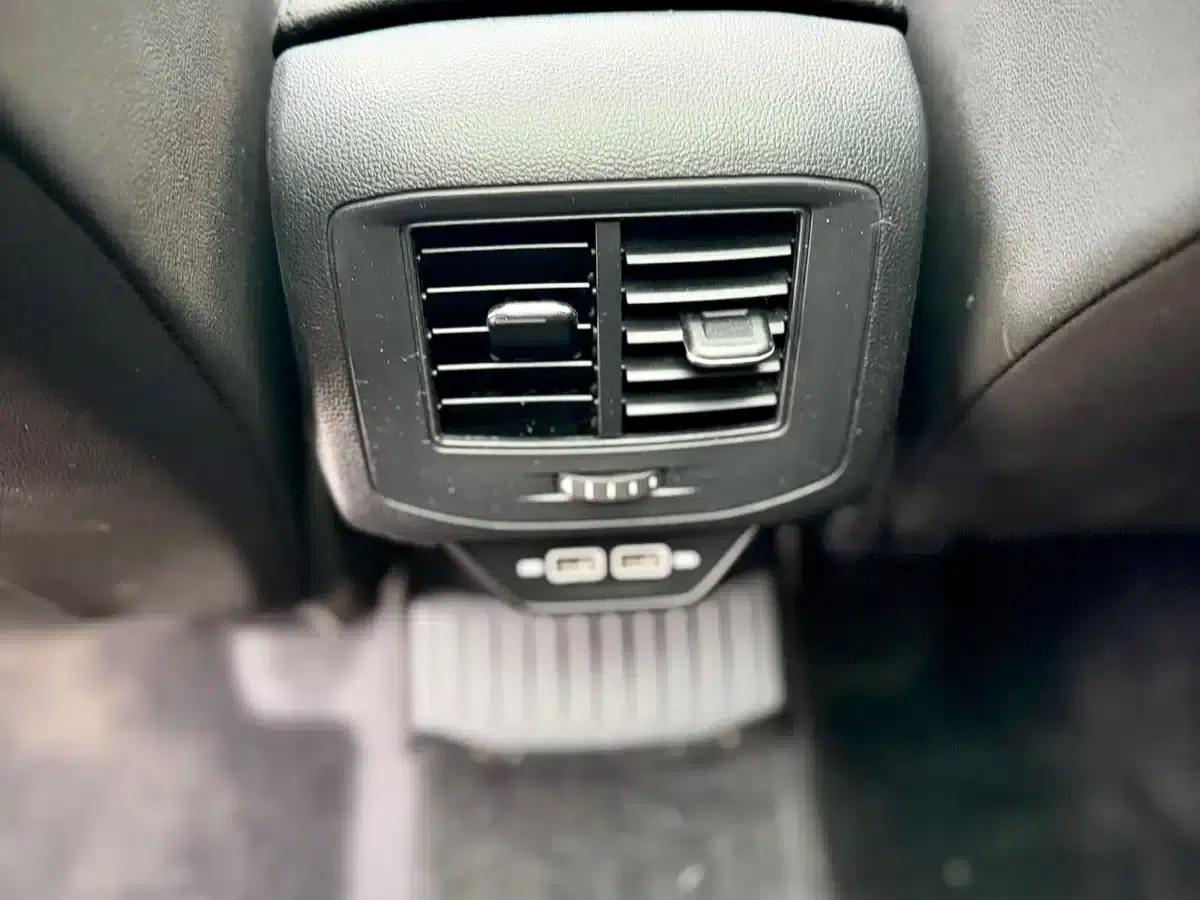 T-ROC 2021 280TSI DSG 2WD Comfort Intelligent Connectivity 30th Anniversary Edition — миниатюра 18
