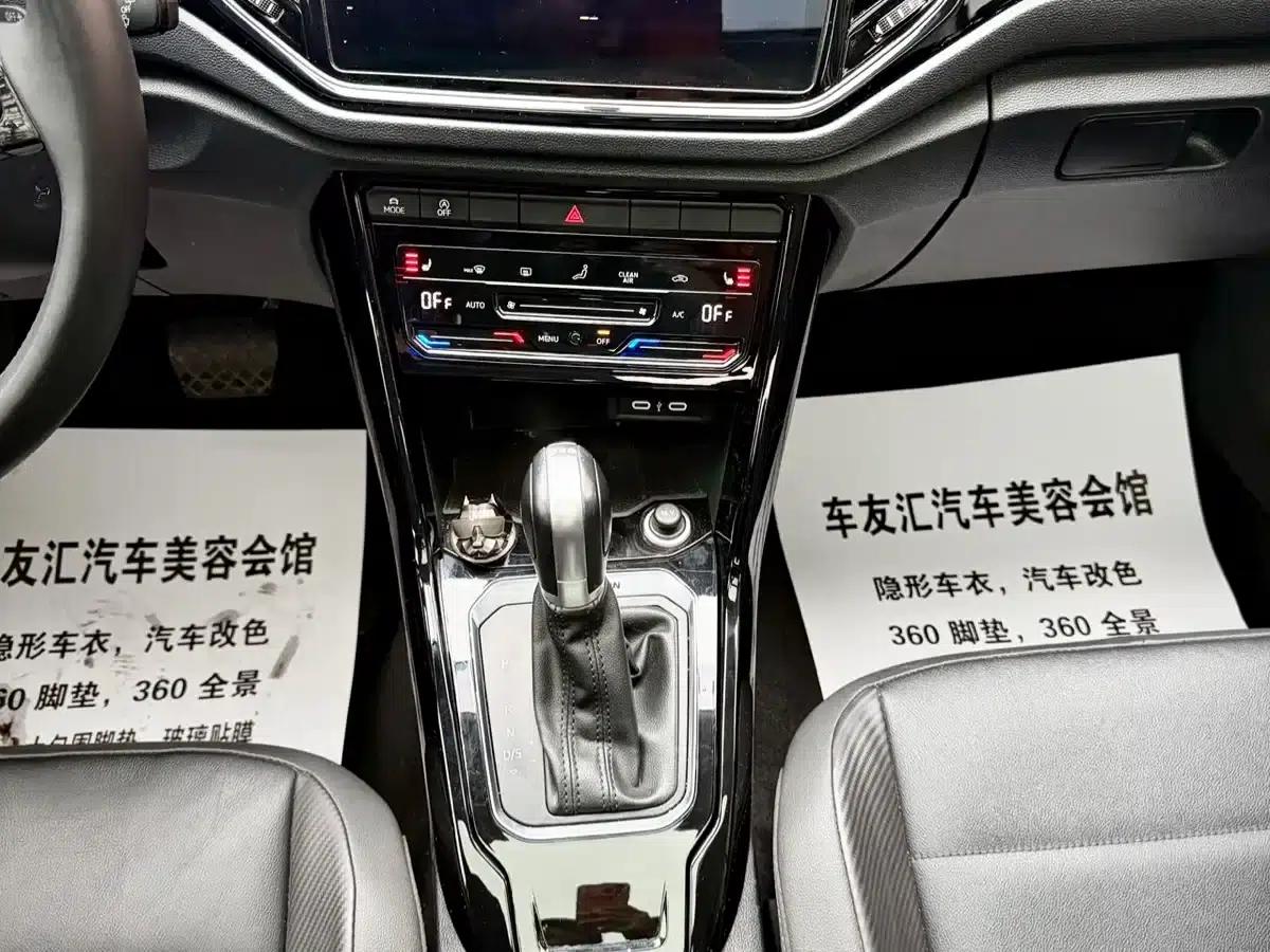 T-ROC 2021 280TSI DSG 2WD Comfort Intelligent Connectivity 30th Anniversary Edition — миниатюра 21