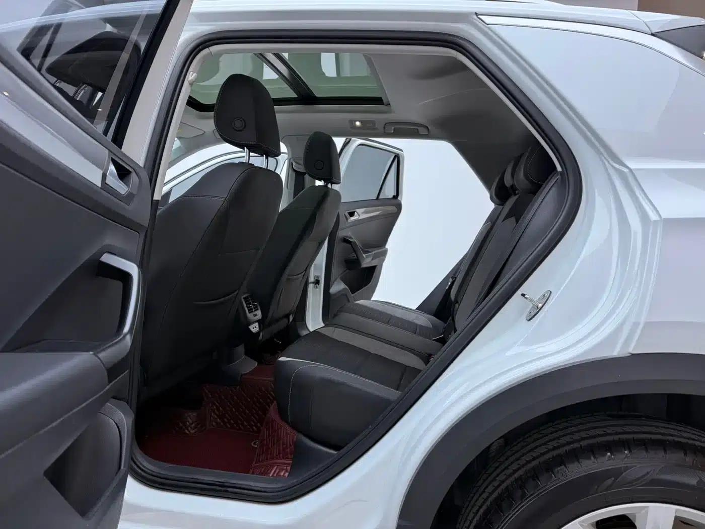 2021 T-ROC 280TSI DSG 2WD Comfort Smart Edition — миниатюра 11